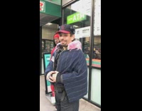 7-Eleven Guy Has Rats on Either Shoulder