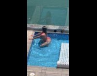 Woman twerk in pool phone fell down
