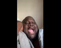 Guy wakes up shows how he looks