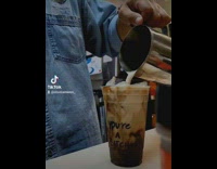 Guy reveals text with cream 