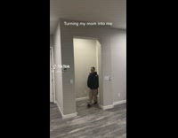 Woman dresses her mom just like her 