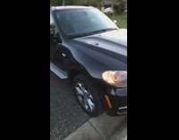 Woman finds possum inside of coworkers SUV car