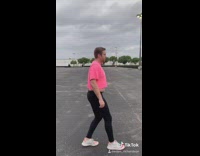 Guy dances like girls on tiktok