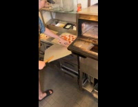 Collab Clips MPUGC - Pizza fall down after paddles hits oven