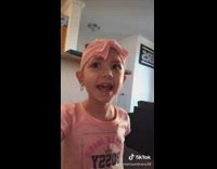 Little kid sings about juuls pink headscarf