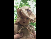 Vintage doll make crying sound when lifted