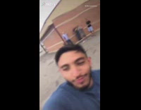 Collab ZarSubmissions - Guy asks friends how tall are you short 