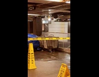 Water leaks from subway station ceiling 