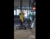 BitchMP - Guy singing banana man