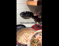 Collab Clips MPUGC - Guy uses spoon rest as spoon