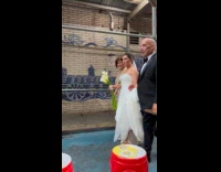 Couple gets married on street outside post office