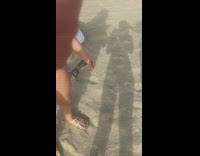 Girl hands crab a blunt 