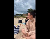 Collab IITW - Woman in bikini poses with two women photographers