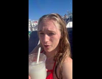 Collab Clips MPUGC - Woman learned her straw is edible