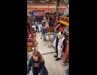 Man pranks people pretending to be animatronic clown 