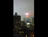 Red flashing light empire state building 