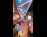 Knicks fans gets wild celebrate on street