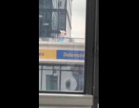 Collab WINY - Man work from home saw tiktokers on rooftop