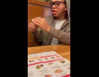 Collab Clips MPUGC - Man jokes about his $20 bill 