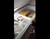 Collab Clips MPUGC - Man jokes about cow meat