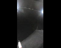 Man hits enemy airsoft with one hand in pocket 