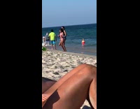 Mother daughter pink bikini dance tiktok beach
