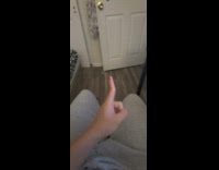 Submitter showing weird wavy fingers