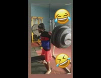 Guy lifting weights drops barbell on neck 