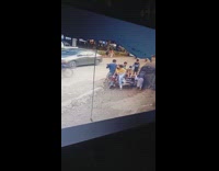 Collab ClipsIG - Kids on sidecar fell caught in CCTV