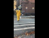 Bob Beetlejuice cross street waves at woman