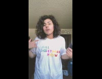 Guy claps to Friends show theme song