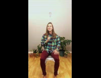 Guy sit think and grab light bulb 