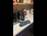 Coffee maker makes war fire gun sounds 