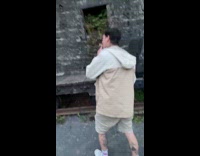 Collab SendItOfficiall - Guy backflip on old train car fails