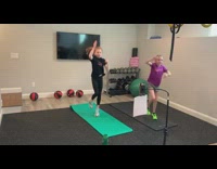Mom crashes workout dressed as oompa loompa 