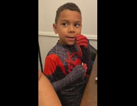 Mom teaches kid a fake cigarette candy 