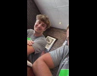 Guy stutter while eating with friend 