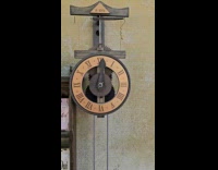 Clock with small chain spins and rotates