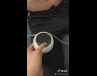 Collab KaleSaladIG - Dad tries breast milk pump