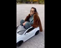 Remote control toy tesla woman 