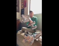 Collab BitchMP - Guy blow up balloons laugh ha scream ah