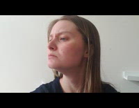 Woman inflates her throat like a frog