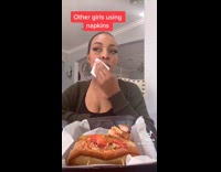 Other girls vs me using napkins 