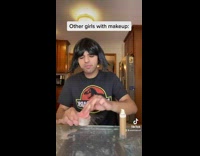 How middle school girls put on makeup 