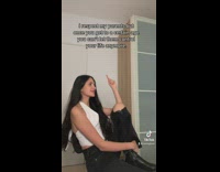 Girl white shirt ripped jeans facts 