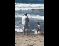 Dad film son floss dance  fall beach