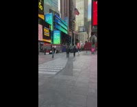 Times Square few people photo shoot
