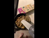 Collab BitchIG2 - Portable vacuum to clean seasoning off table and pasta 