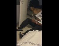 Boxer hits dad in the face 