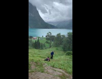 Collab Clips MPUGC - Guy hiking slips down hill